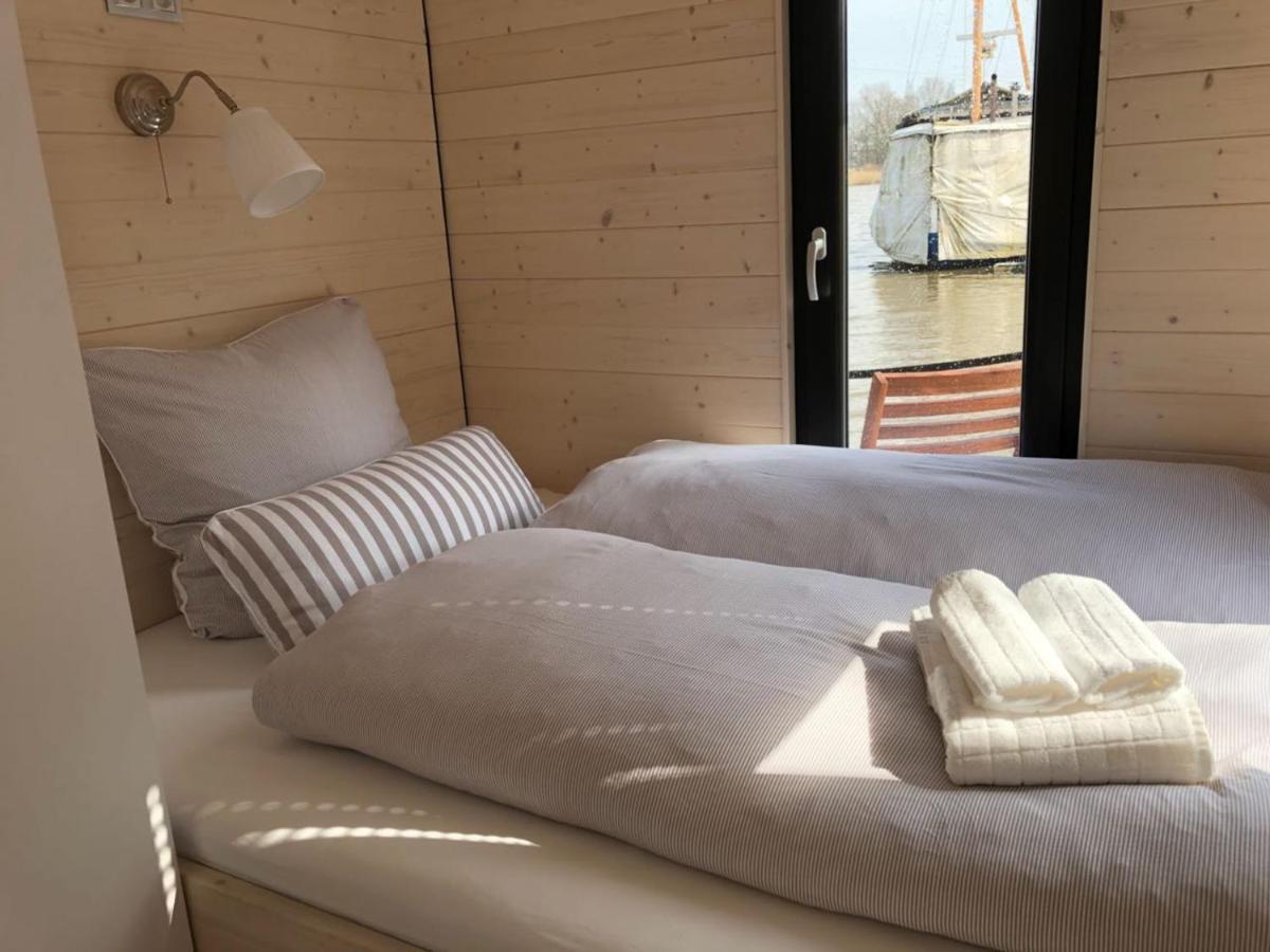 Hausboot Resort Nordseekueste Wilhelmshaven Esterno foto