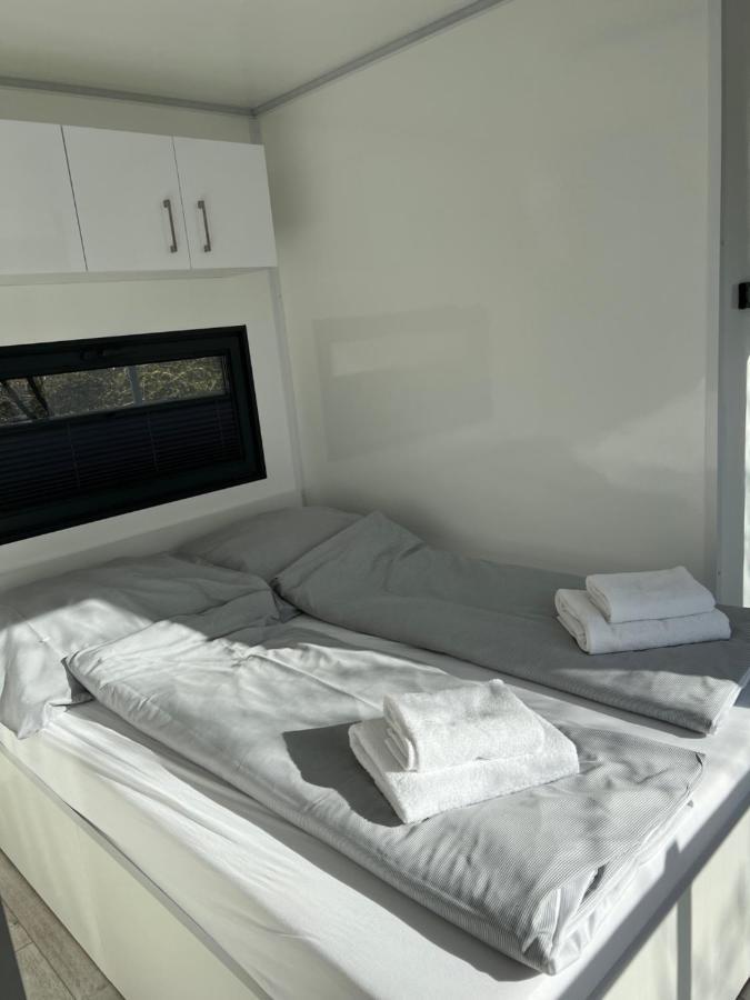 Hausboot Resort Nordseekueste Wilhelmshaven Esterno foto