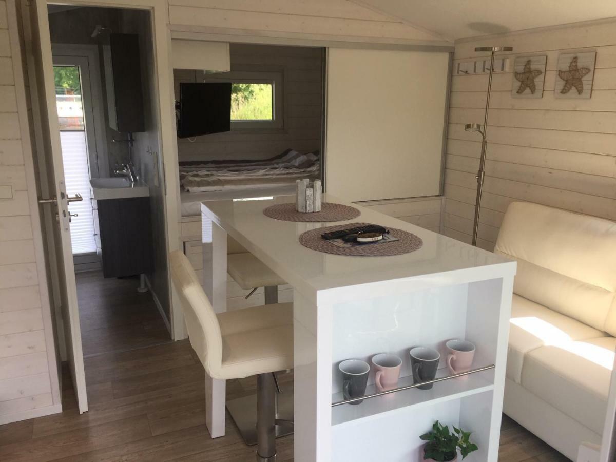 Hausboot Resort Nordseekueste Wilhelmshaven Esterno foto