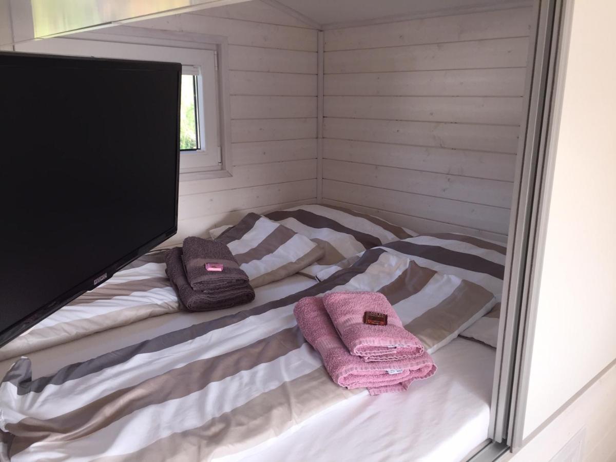 Hausboot Resort Nordseekueste Wilhelmshaven Esterno foto